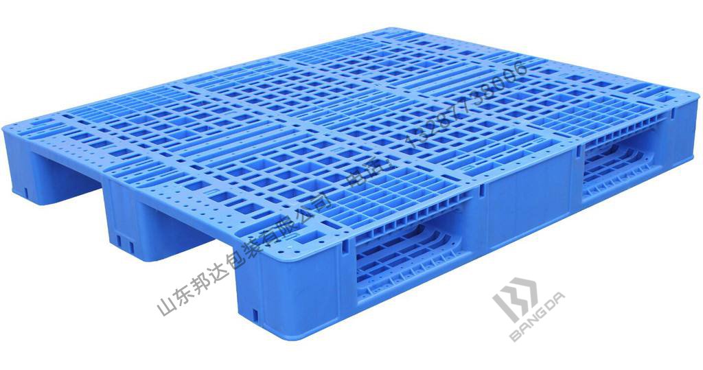 塑料托盤的價(jià)格差別？你的托盤要多少錢一張？
